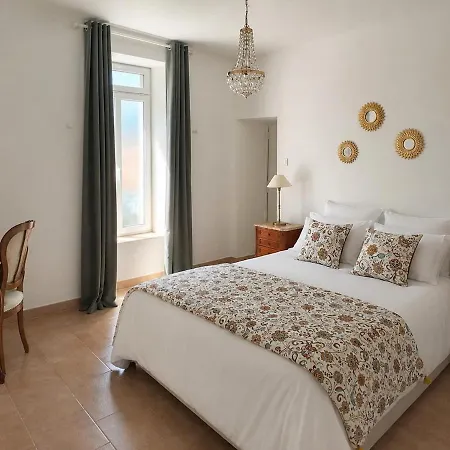 Apartamento Logis Du Chateau La Pierre Levee, 15 Minutes Du Puydufou *